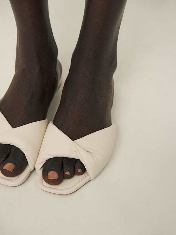 Mikki Twist Flat Sandal - Almond Leather